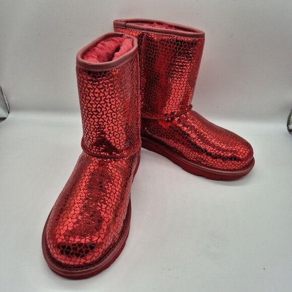 UGG Other - Ugg Youth Size 6 Classic II Gel Red Hearts Short Mid Boots Plush